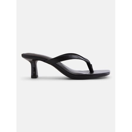 No Boundaries Women's Kitten Heel Thong Sandals
