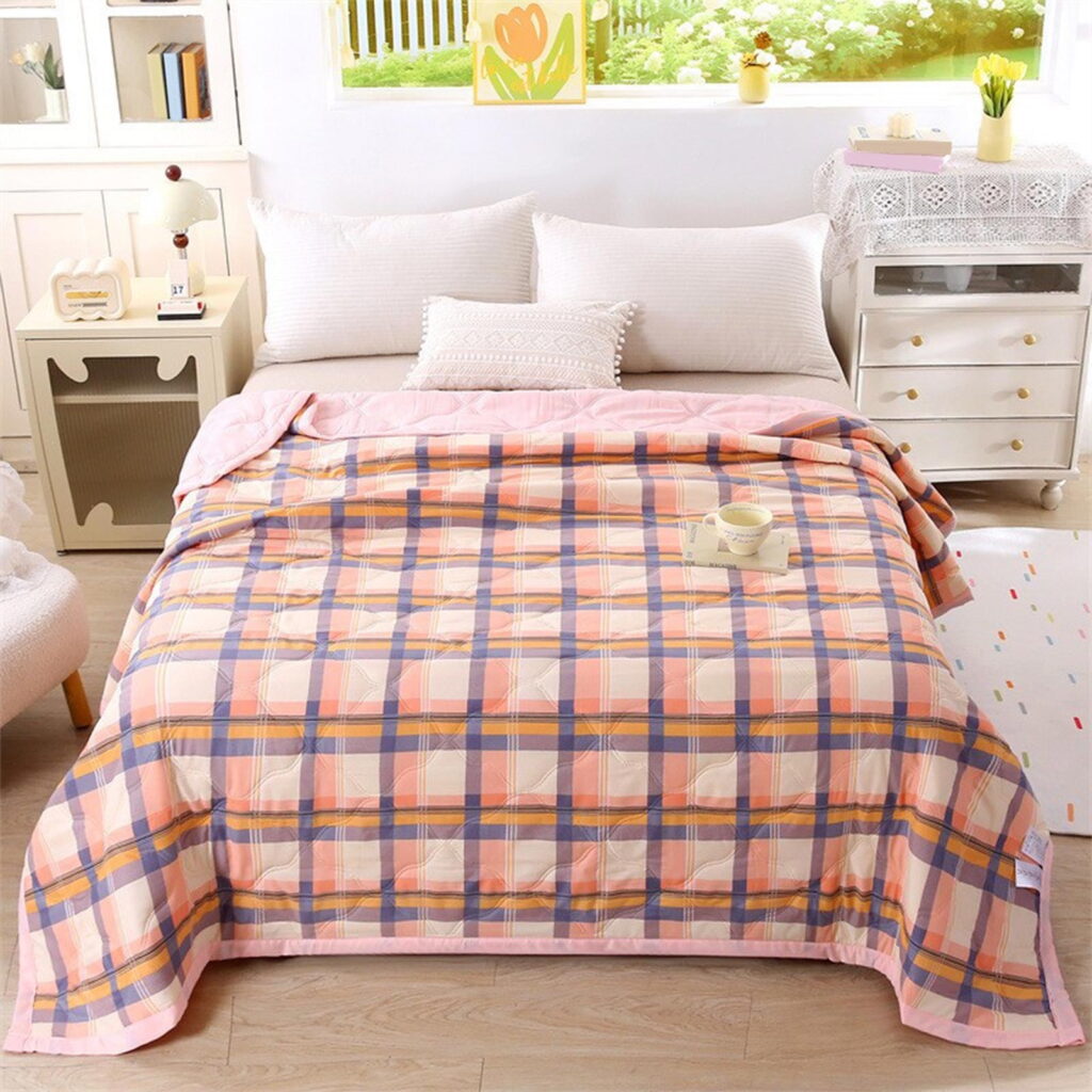 JOGZMZ Summer Quilt Washed Cotton Lightweight Thin Comforter Breathable Soft Floral Bedspread Queen Size for Bedroom