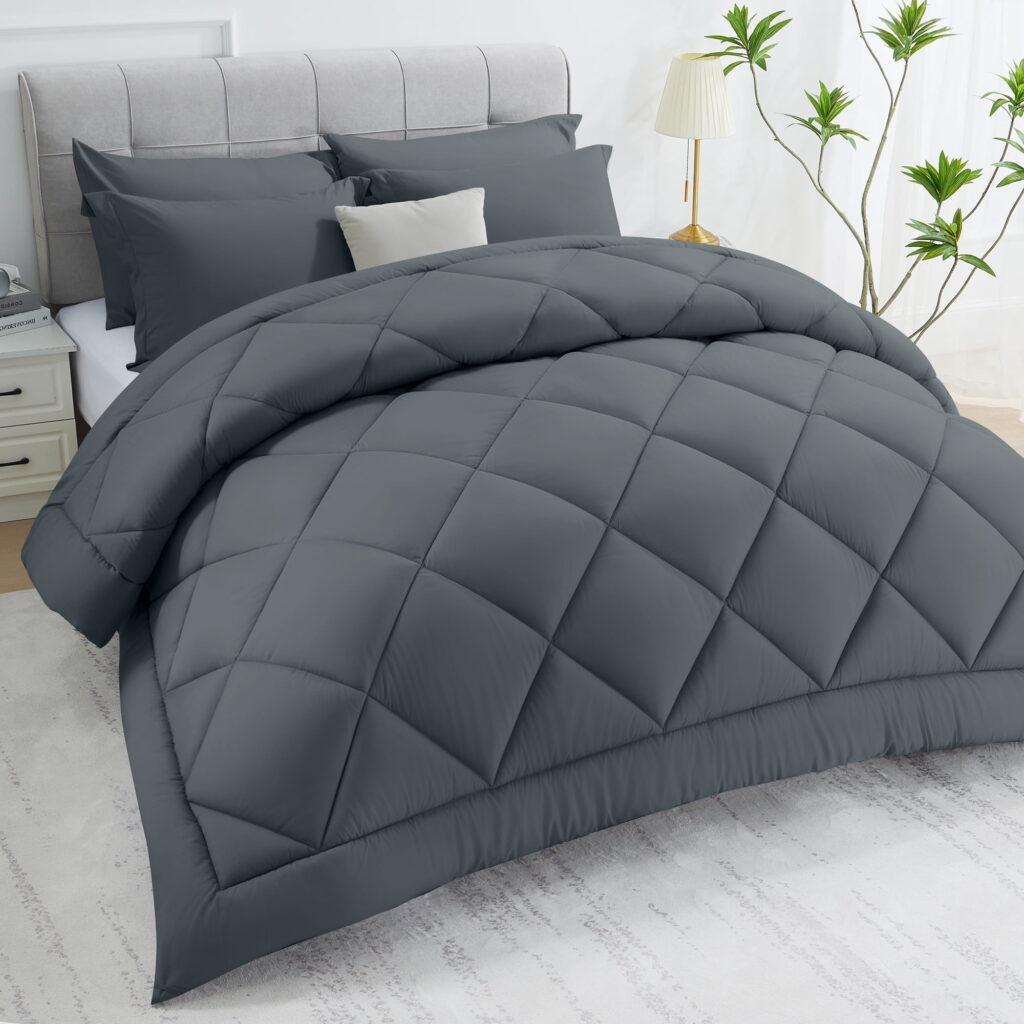 WISHEAD Comforter Queen Size All Season Soft Quilted Down Alternative Bedding Duvet Insert with Corner Tabs, Machine Washable, Dark Grey
